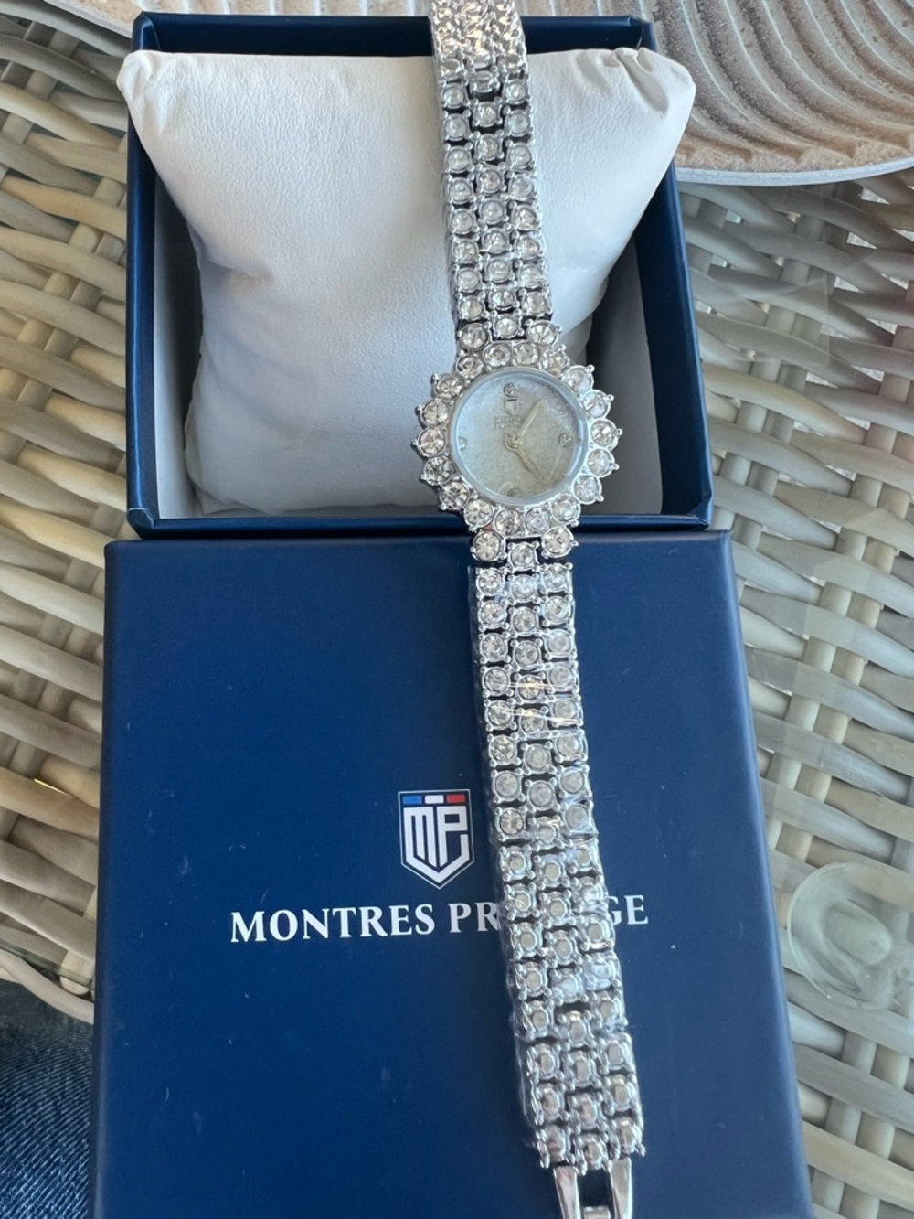 Montres Prestige X Invicta Women’s Watch 26mm Steel MPW-0227 New